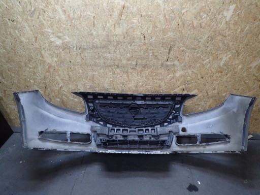 BRANIK PREDNJA STRANA OPEL INSIGNIA A BRANIK PREDNJA STRANA OPEL INSIGNIA A