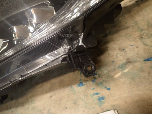 LAMPA FAR PREDNJA STRANA LIJEVA HONDA HRV HR V FULL LED