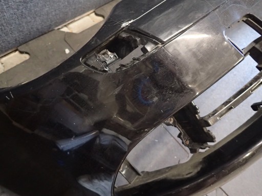 BRANIK PREDNJA STRANA VW EOS