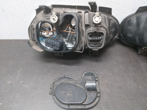 LAMPA FAR LAMPE FAROVI PREDNJA STRANA VW GOLF IV 4 VALEO LAMPA FAR LAMPE FAROVI PREDNJA STRANA VW GOLF IV 4 VALEO
