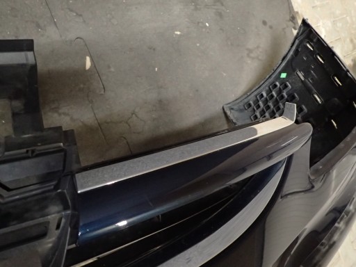 BRANIK PREDNJA STRANA PEUGEOT 607 REDIZAJN