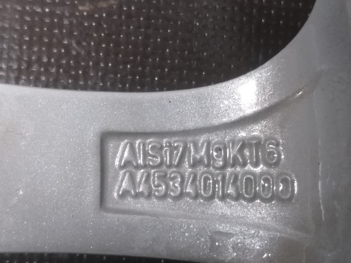 FELGA ALUMINIJSKA SMART A453 5,5J 15 FELGA ALUMINIJSKA SMART A453 5,5J 15