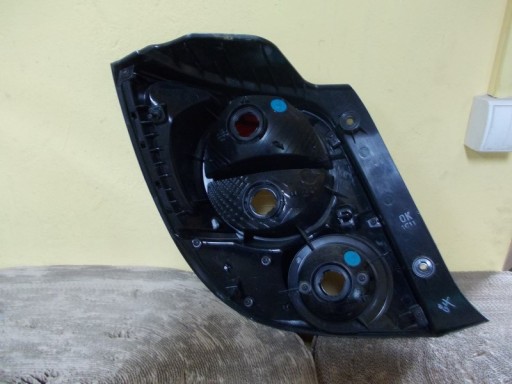 LAMPA FAR ZADNJI ZADNJA DESNA STRANA CHEVROLET AVEO T300 11- LAMPA FAR ZADNJI ZADNJA DESNA STRANA CHEVROLET AVEO T300 11-