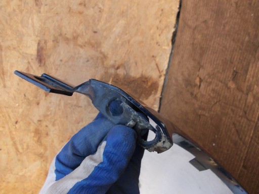 BLATOBRAN PREDNJA STRANA LIJEVA VW NEW BEETLE 98-05