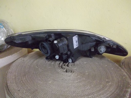 LAMPA FAR PREDNJA STRANA LIJEVA PEUGEOT 107 05-12 LAMPA FAR PREDNJA STRANA LIJEVA PEUGEOT 107 05-12