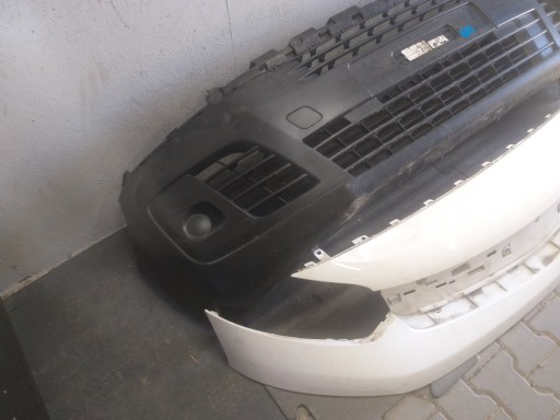 BRANIK PREDNJA STRANA OPEL ZAFIRA LIFE VIVARO C