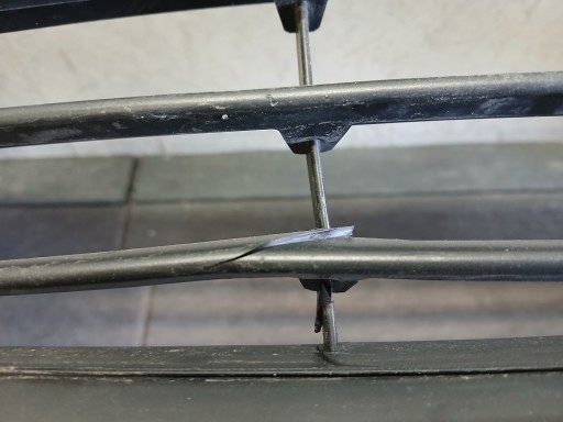 BRANIK PREDNJA STRANA VW PASSAT B7 3A 3AF BRANIK PREDNJA STRANA VW PASSAT B7 3A 3AF