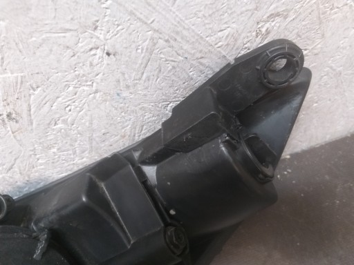 LAMPA FAR PREDNJA STRANA DESNA HYUNDAI IX35 IX 35 REDIZAJN LEČA LED LAMPA FAR PREDNJA STRANA DESNA HYUNDAI IX35 IX 35 REDIZAJN LEČA LED