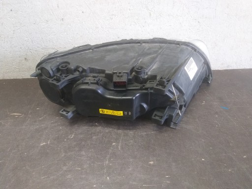 LAMPA FAR PREDNJA STRANA LIJEVA VOLVO S80 V70 REDIZAJN XENON 31420013