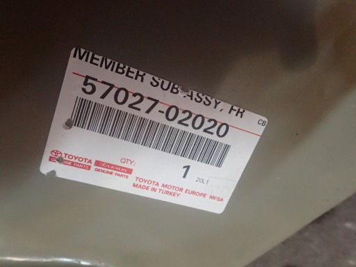 ČETVRTINA DESNA STRANA AURIS AVENSIS LEXUS CT 5702702020