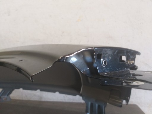 BLATOBRAN PREDNJA STRANA DESNA ALFA ROMEO STELVIO BLATOBRAN PREDNJA STRANA DESNA ALFA ROMEO STELVIO