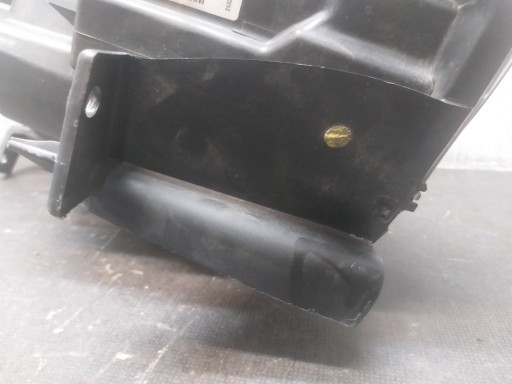 LAMPA FAR PREDNJA STRANA LIJEVA DACIA DOKKER 260609769R