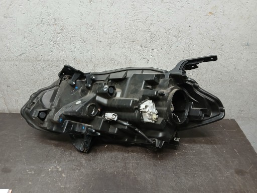 LAMPA FAR PREDNJA STRANA DESNA SUZUKI SX4 S CROSS 13- XENON 100-17735 LAMPA FAR PREDNJA STRANA DESNA SUZUKI SX4 S CROSS 13- XENON 100-17735