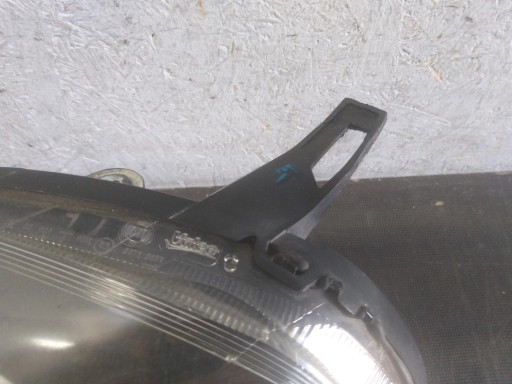 LAMPA FAR PREDNJA STRANA LIJEVA FIAT PUNTO EVO