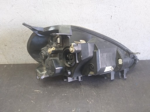 LAMPA FAR PREDNJA STRANA LIJEVA FIAT PUNTO EVO