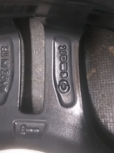 FELGA ALUMINIJSKA SMART RENAULT TWINGO 5,5J 15 FELGA ALUMINIJSKA SMART RENAULT TWINGO 5,5J 15