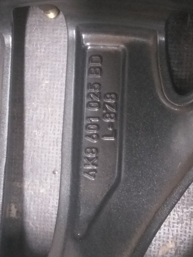 FELGA ALUMINIJSKA AUDI A7 8,5J 19 FELGA ALUMINIJSKA AUDI A7 8,5J 19
