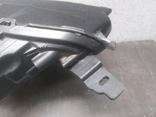 LAMPA FAR PREDNJA STRANA LIJEVA FORD ECOSPORT REDIZAJN LEČA LED GN15-13W030-JE