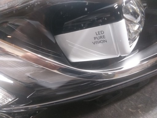 LAMPA FAR PREDNJA STRANA DESNA RENAULT KOLEOS II 2 FULL LED 260109289R