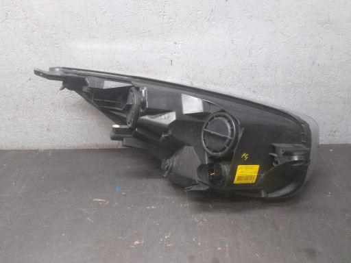 LAMPA FAR PREDNJA STRANA LIJEVA KIA VENGA 92101-1P000