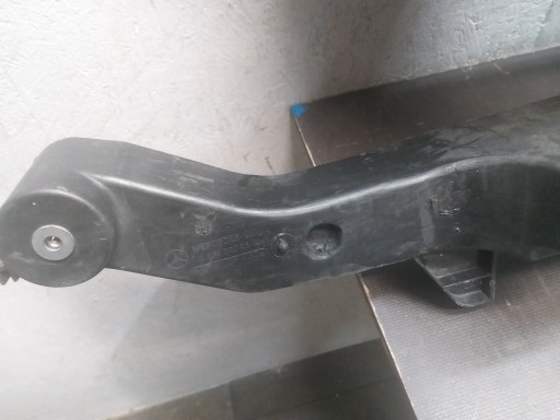 VEZNI LIM PREDNJA STRANA MERCEDES VITO VIANO W639 A6398800003