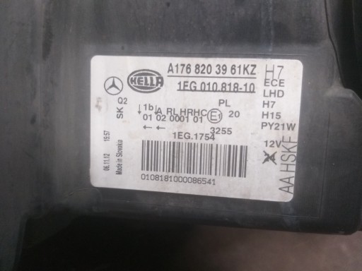 LAMPA FAR PREDNJA STRANA DESNA MERCEDES A KLASA W176 A1768203961 LAMPA FAR PREDNJA STRANA DESNA MERCEDES A KLASA W176 A1768203961