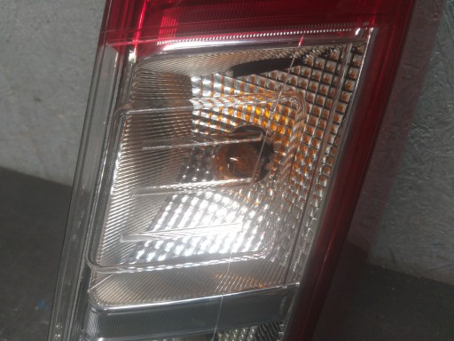 LAMPA FAR ZADNJI DESNA STRANA DACIA DOKKER 265509604R