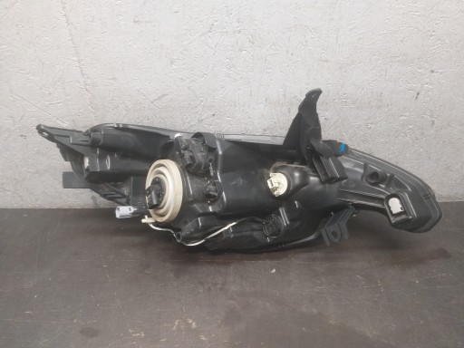 LAMPA FAR PREDNJA STRANA LIJEVA PEUGEOT 108 LEČA LED 81150-0H150 LAMPA FAR PREDNJA STRANA LIJEVA PEUGEOT 108 LEČA LED 81150-0H150