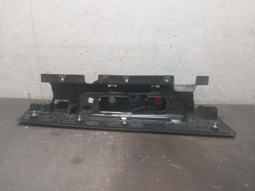 LAMPA FAR ZADNJI DESNA STRANA OPEL VIVARO RENAULT TRAFIC FIAT TALENTO 14- ISPOD VRATA