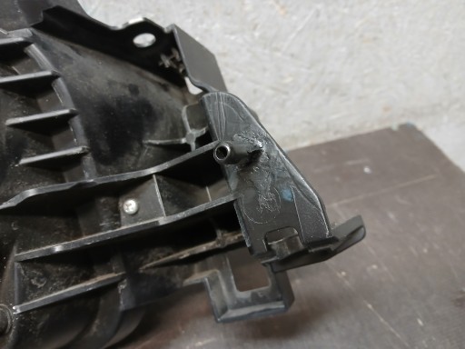 LAMPA FAR PREDNJA STRANA LIJEVA MAZDA CX-5 CX 5 12- XENON KD31-51040