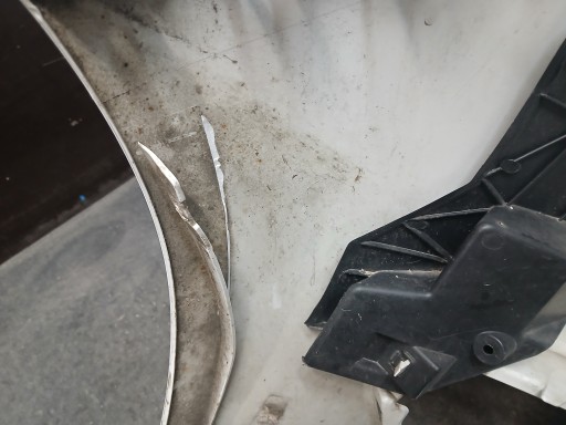 BRANIK PREDNJA STRANA FORD C MAX MK2 REDIZAJN 14-