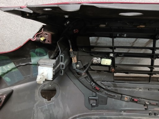 BRANIK PREDNJA STRANA MAZDA CX3 CX 3 CX-3 REDIZAJN 18-