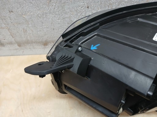 LAMPA FAR PREDNJA STRANA DESNA CITROEN JUMPY SPACETOURER OPEL VIVARO C 9808567680 LAMPA FAR PREDNJA STRANA DESNA CITROEN JUMPY SPACETOURER OPEL VIVARO C 9808567680