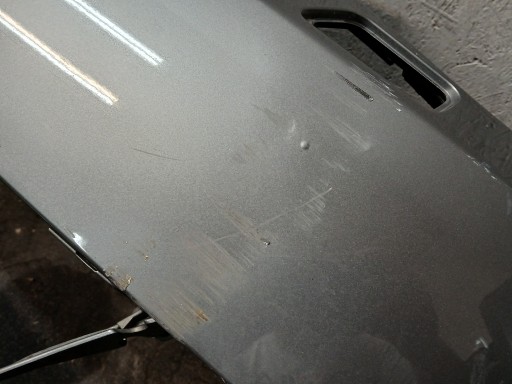 BRANIK PREDNJA STRANA BMW 5 V E60 E61 REDIZAJN BRANIK PREDNJA STRANA BMW 5 V E60 E61 REDIZAJN