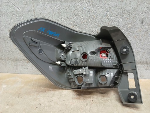 LAMPA FAR ZADNJI DESNA STRANA SUBARU XV LED LAMPA FAR ZADNJI DESNA STRANA SUBARU XV LED