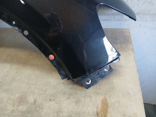 BLATOBRAN PREDNJA STRANA DESNA ALFA ROMEO STELVIO BLATOBRAN PREDNJA STRANA DESNA ALFA ROMEO STELVIO