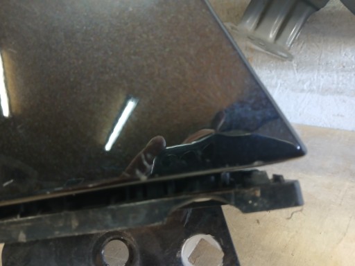 BLATOBRAN PREDNJA STRANA DESNA ALFA ROMEO STELVIO BLATOBRAN PREDNJA STRANA DESNA ALFA ROMEO STELVIO