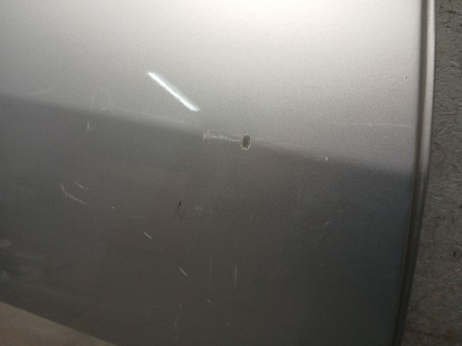 VRATA ZADNJI DESNA KIA VENGA