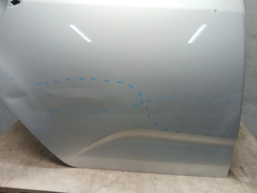 VRATA ZADNJI DESNA KIA VENGA