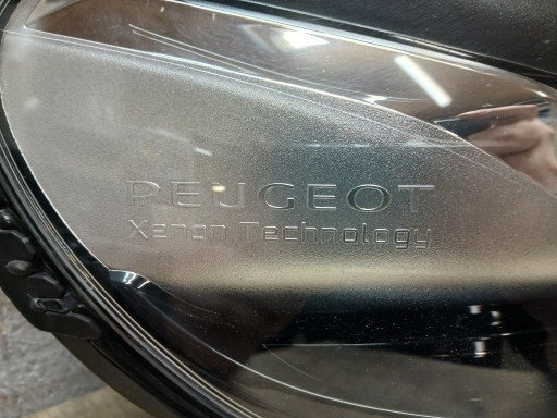LAMPA FAR PREDNJA STRANA DESNA PEUGEOT EXPERT XENON 16- 9808235780-00