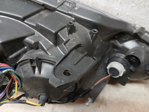 LAMPA FAR PREDNJA STRANA LIJEVA MITSUBISHI LANCER 07- TYC 20-B302 L
