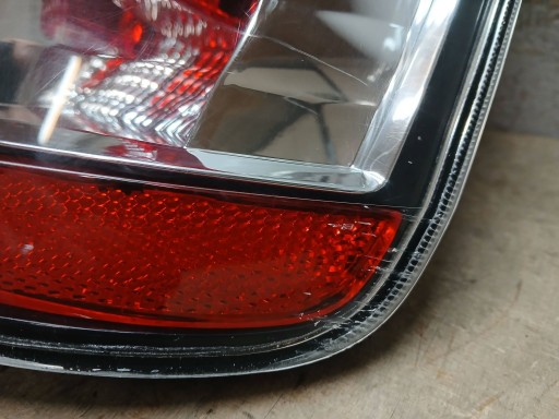 LAMPA FAR ZADNJI DESNA STRANA TOYOTA PRIUS II 2 03- A046040