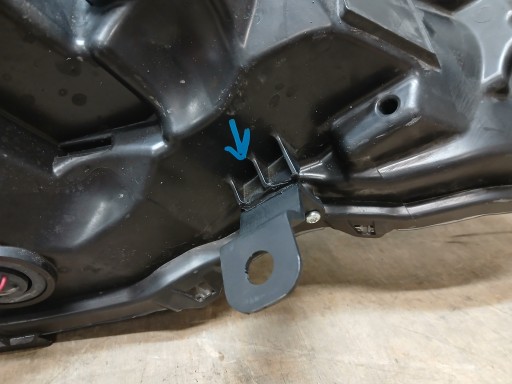 LAMPA FAR PREDNJA STRANA LIJEVA TOYOTA AYGO II 2 REDIZAJN 18- LEČA LED LAMPA FAR PREDNJA STRANA LIJEVA TOYOTA AYGO II 2 REDIZAJN 18- LEČA LED