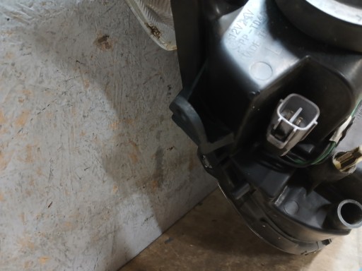 LAMPA FAR LAMPE FAROVI  PREDNJA STRANA DESNA LIJEVA CITROEN C1 II 2 14- LEČA 81150-0H170