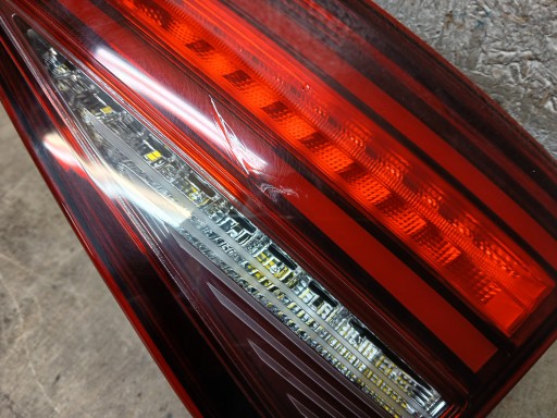 LAMPA FAR ZADNJI DESNA STRANA SEAT ATECA REDIZAJN 575945208E 575945308F