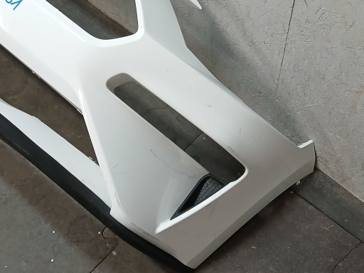 BRANIK PREDNJA STRANA FORD MUSTANG VI 6 REDIZAJN USA 18-