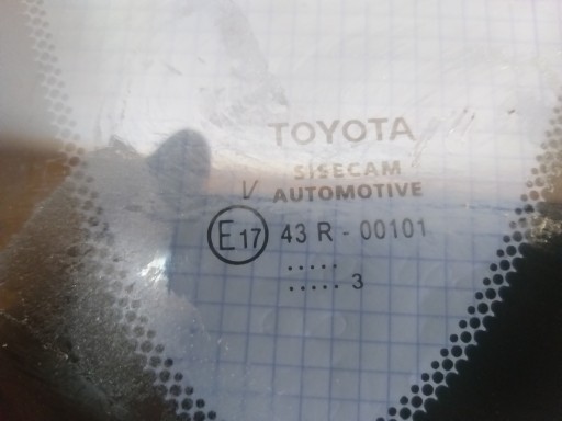 STAKLO KAROSERIJSKA LIJEVA STRANA ZADNJI TOYOTA VERSO 09- 75642-0F010