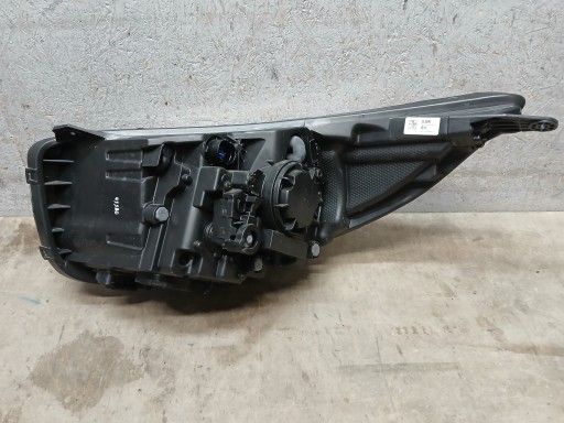 LAMPA FAR PREDNJA STRANA DESNA KIA PICANTO III 3 LEČA LED 17- 92102G6300