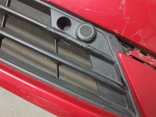 BRANIK PREDNJA STRANA OPEL ASTRA K V 5 REDIZAJN BRANIK PREDNJA STRANA OPEL ASTRA K V 5 REDIZAJN