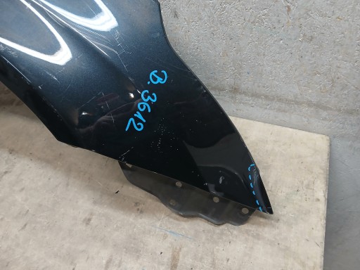 BLATOBRAN PREDNJA STRANA DESNA TOYOTA AVENSIS T27